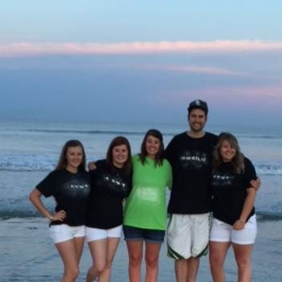 Profile Picture of Alexandra Freeman (@theoclover021) on Poshmark