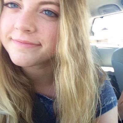 Profile Picture of Ashlyn Laird (@arlaird25) on Twitter