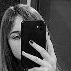 Profile Picture of   Ellena Broux (@ellenabroux)... (@ellenabroux) on Tiktok