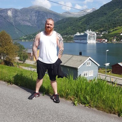 Profile Picture of Sam (@TheManlySalmon) on Twitter