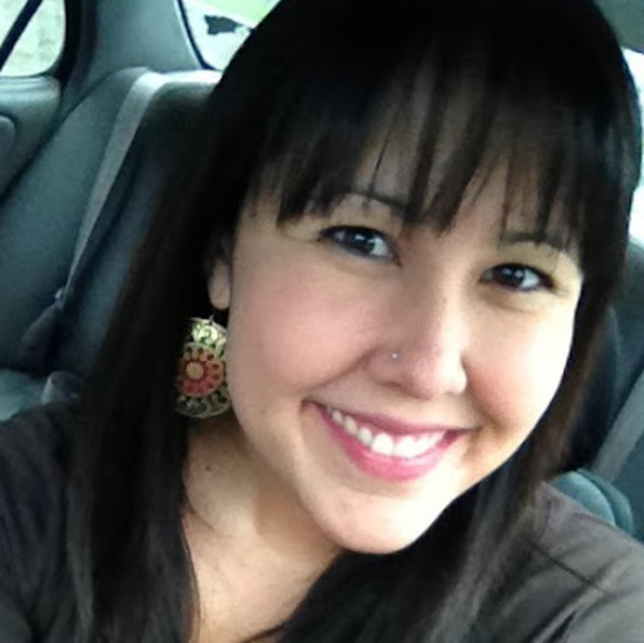 Profile Picture of Angela Capogrossi (@agcapogrossi) on Poshmark