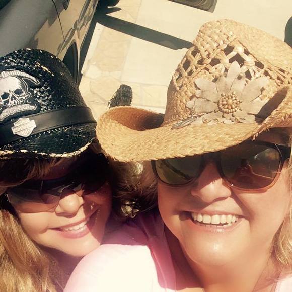 Profile Picture of Dawne Knobbe (@deknobbe) on Poshmark