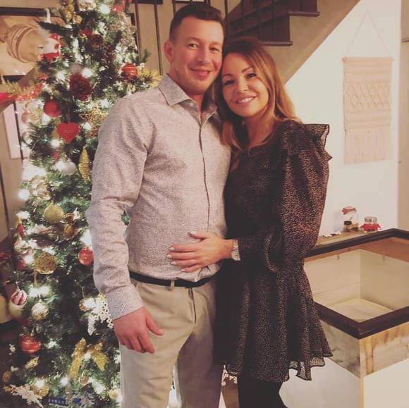 Profile Picture of Vanessa Besselle (@vanessabesselle) on Poshmark