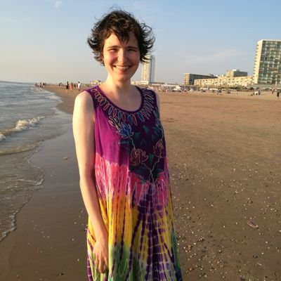 Profile Picture of Anna Van Der Mark (@AnnavanderMark) on Twitter