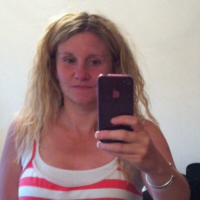 Profile Picture of Sarah Button (@sarebutton) on Twitter