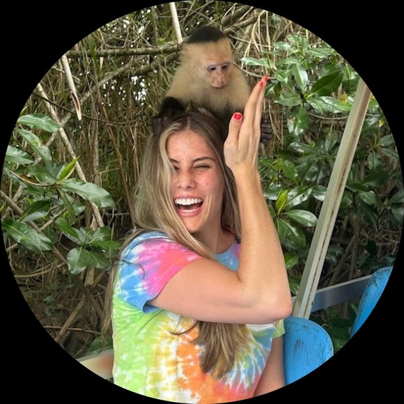 Profile Picture of Summer Braeseke (@slbraeseke) on Poshmark