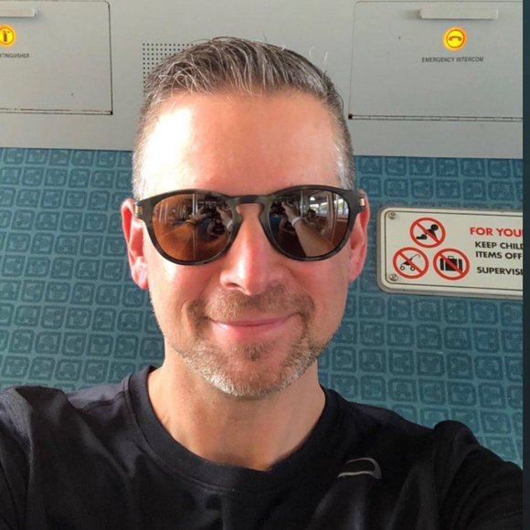 Russell Ackner - Poshmark Profile Picture of Russell Ackner (@russellackner) on Poshmark