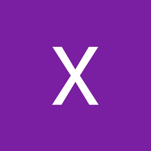 Profile Picture of Xochitl Alvarez (@xochitlalvar269) on Poshmark