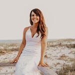 Profile Picture of Chelsea Sharp | Stylist (@chelseasharpstylist) on Instagram