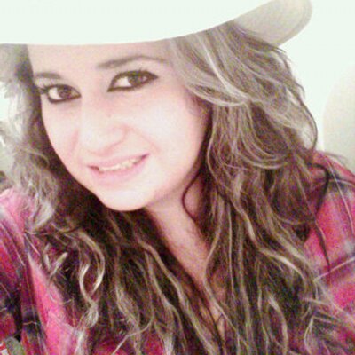 Profile Picture of Veronica Santacruz (@verooGM) on Twitter