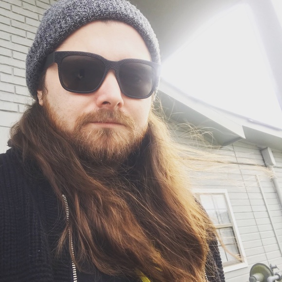 Profile Picture of Dustin Daigle (@fenderguy28) on Poshmark