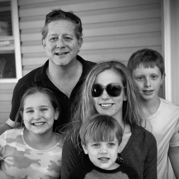 Profile Picture of Scott Holloway (@scottholloway) on Poshmark