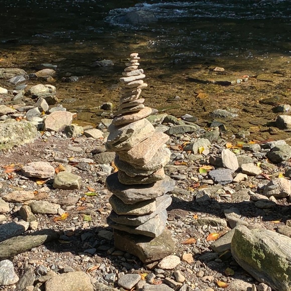 Profile Picture of Daniel Principe (@handsom76) on Poshmark