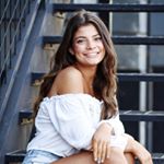 Profile Picture of Jillian (@jillianhurst_) on Instagram