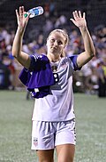 Profile Picture of Lindsey Heapson Wikipedia