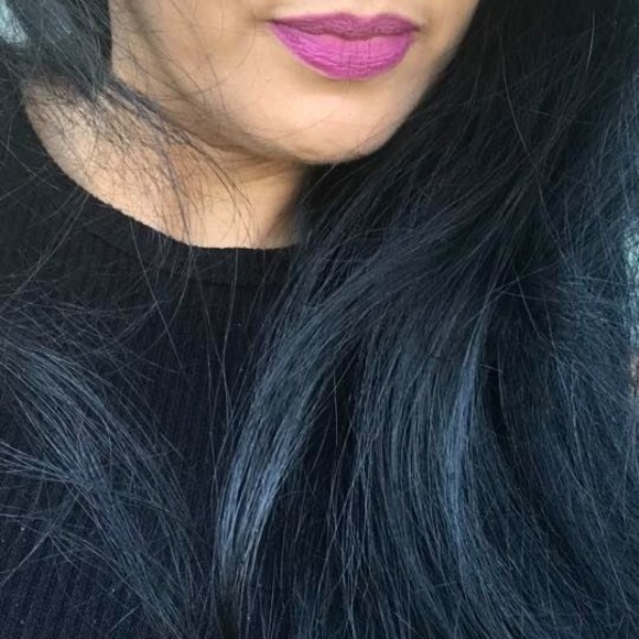 Iris Hurst - Poshmark Profile Picture of Iris Hurst (@irishurst20) on Poshmark