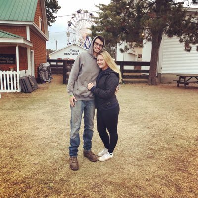 Profile Picture of Heather Matthews (@heatheeeeer14) on Twitter