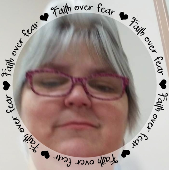 Profile Picture of Lenora Abbott (@lenoraabbott) on Poshmark