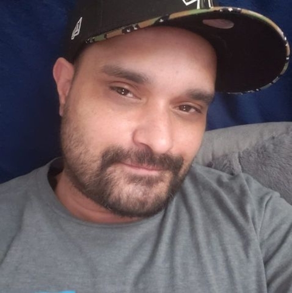 Profile Picture of Mike Lorenzi (@mine844) on Poshmark