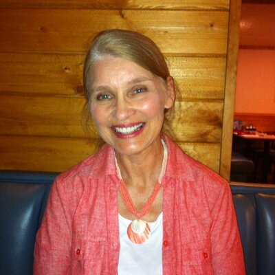 Profile Picture of Carole Paulson (@@CaroleCarolep) on Twitter
