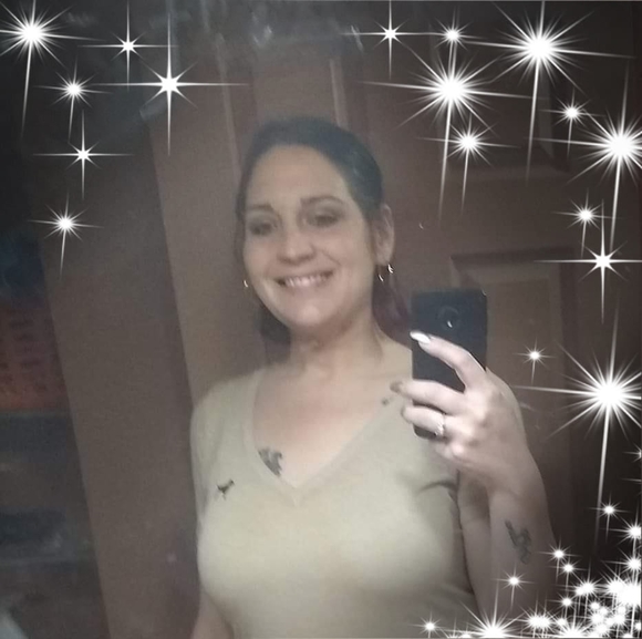 Profile Picture of Krystal Roberts (@krystal4563) on Poshmark