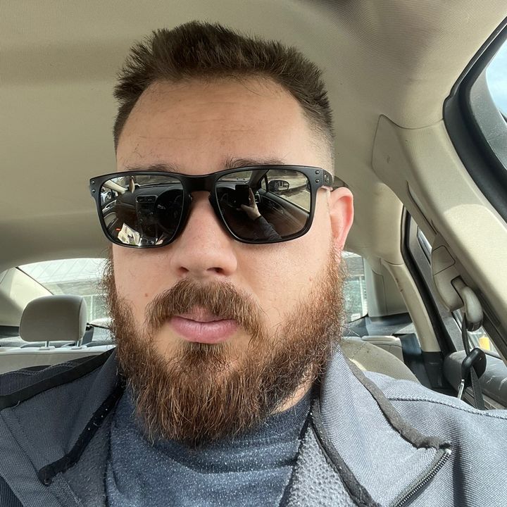 Profile Picture of Travis (@travisdl) on Tiktok