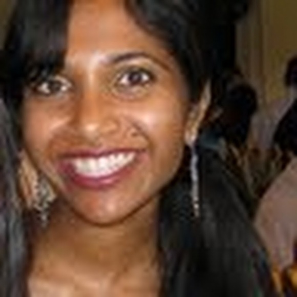 Profile Picture of Jasmin Thomas (@jasmin_thomas) on Poshmark