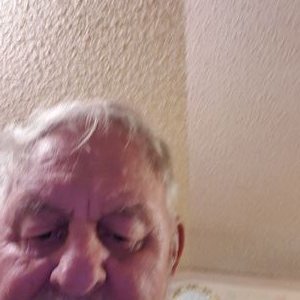 Profile Picture of Z Hollywood (@JamesHo42861705) on Twitter