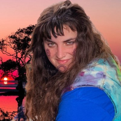 Profile Picture of Chain Smoker (@AmandaPingleton) on Twitter