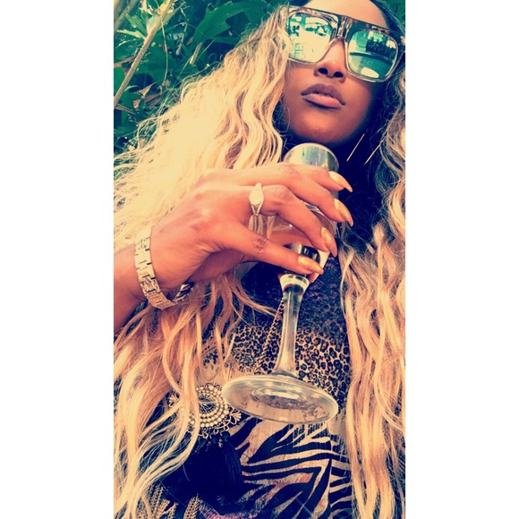 Profile Picture of Anaelys Mordoche (@mordoche) on Poshmark