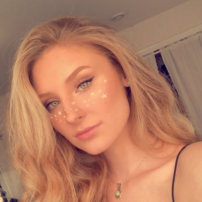 Profile Picture of Isabelle Perry (@Isabell69414472) on Twitter