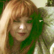 Profile Picture of Lise Gauthier (@felinalafeline) on Youtube