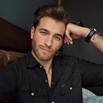 Profile Picture of 𝐍𝐢𝐜𝐨𝐥𝐚𝐬 𝐌𝐨𝐫𝐞𝐥 (@asxeual) on Instagram