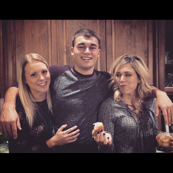 Profile Picture of Jax Bryngelson (@jaxbryngelson) on Poshmark