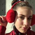 Profile Picture of Lily (@lily__robinson) on Instagram