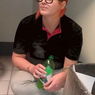 Profile Picture of Lindsey McGrath (@LAMfangirls) on Twitter
