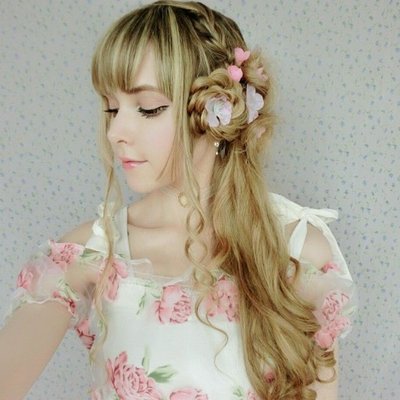 Mariana Alexa Hudson - Twitter Profile Picture of Mariana Alexa Hudson (@lukyanova1980) on Twitter