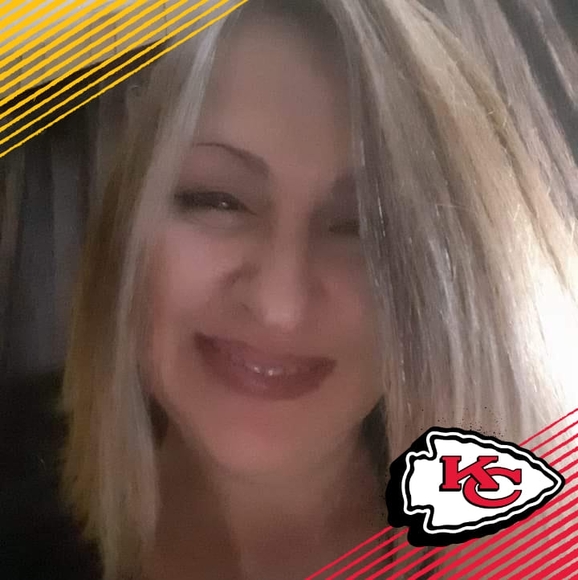 Profile Picture of Gloria Cauthron (@cauthrongloria9) on Poshmark