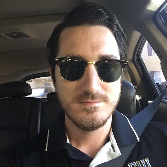 Andrew Schaefer - Poshmark Profile Picture of Andrew Schaefer (@ajschaef11) on Poshmark