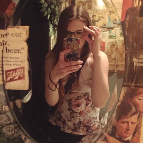 Profile Picture of Ada Kent (@hellokittyada6) on Poshmark