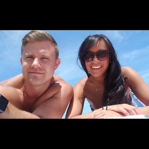 Profile Picture of Joy Siripornsawan (@joy1630) on Poshmark