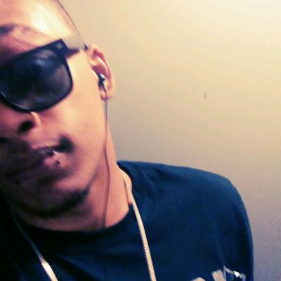 Profile Picture of Jason Reade (@FlyGuyTeam9) on Twitter