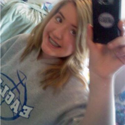 Profile Picture of Caitlin Burrows (@caitlinburrows4) on Twitter