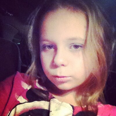 Profile Picture of I Am A Fan (@crump_miranda) on Twitter