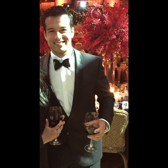 Profile Picture of Matthew Yee (@mattyee2) on Poshmark