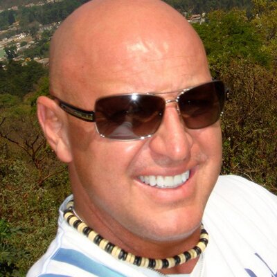 Profile Picture of Jeffrey Bull (@thejeffbull) on Twitter