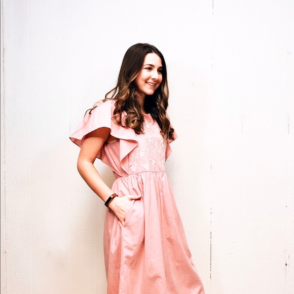 Profile Picture of Emily Mccarty (@em_mccarty) on Poshmark