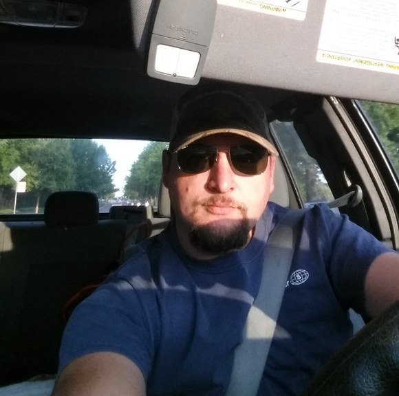 Profile Picture of Derrick Kimble (@dykkimble1974) on Poshmark