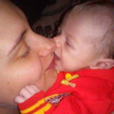 Profile Picture of Carrie Michalski (@carrie_2195) on Twitter