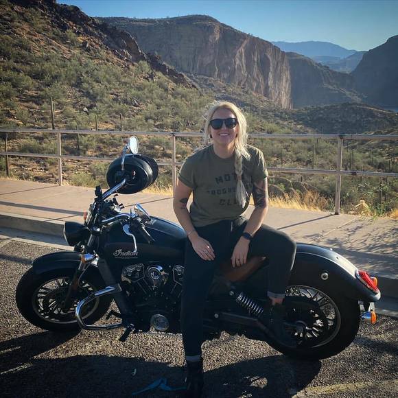 Profile Picture of Amanda Macintyre (@alfmacintyre) on Poshmark